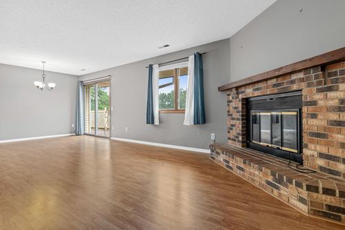 4187-4187 Hilltop Pt, Eagan, MN, 55123-1445 | Card Image