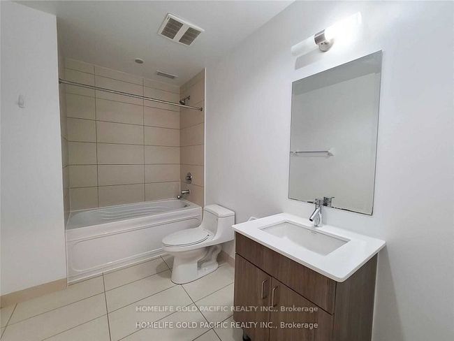 1001 - 426 University Ave, Condo with 2 bedrooms, 1 bathrooms and null parking in Toronto ON | Image 10