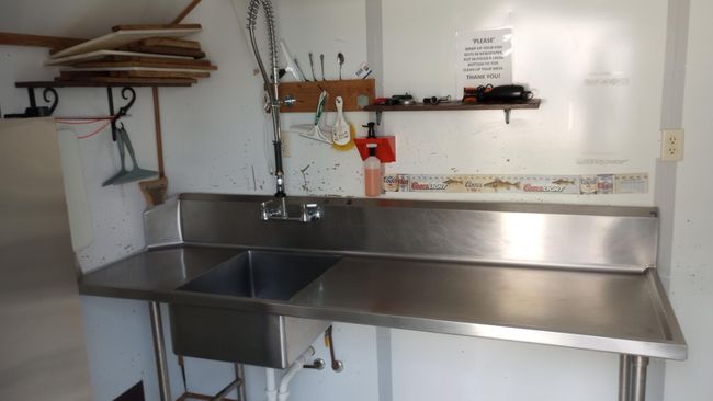 Common Area Fishing Cleaning Building. | Image 14