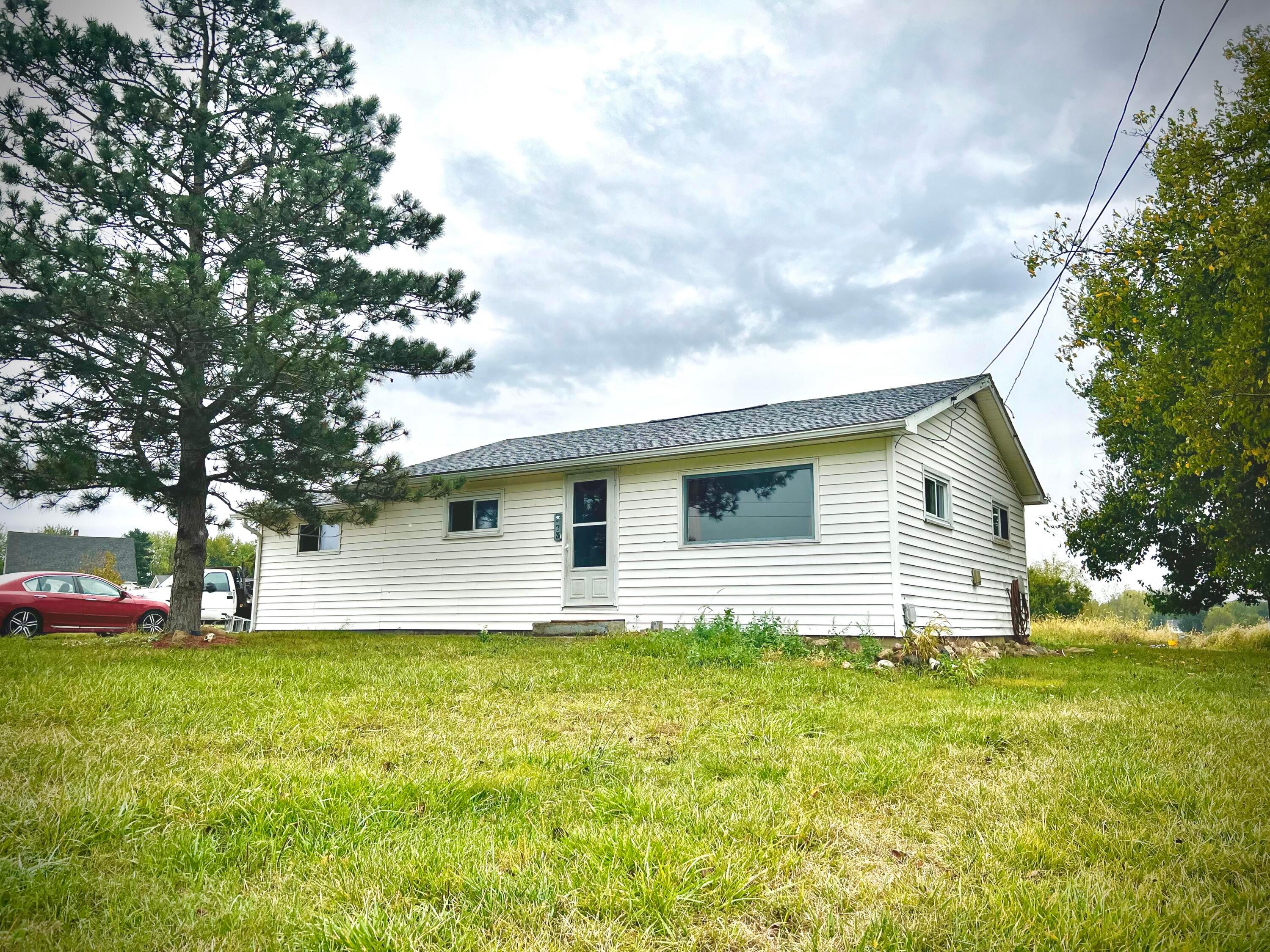 Lake Ave, West Mansfield, OH 43358