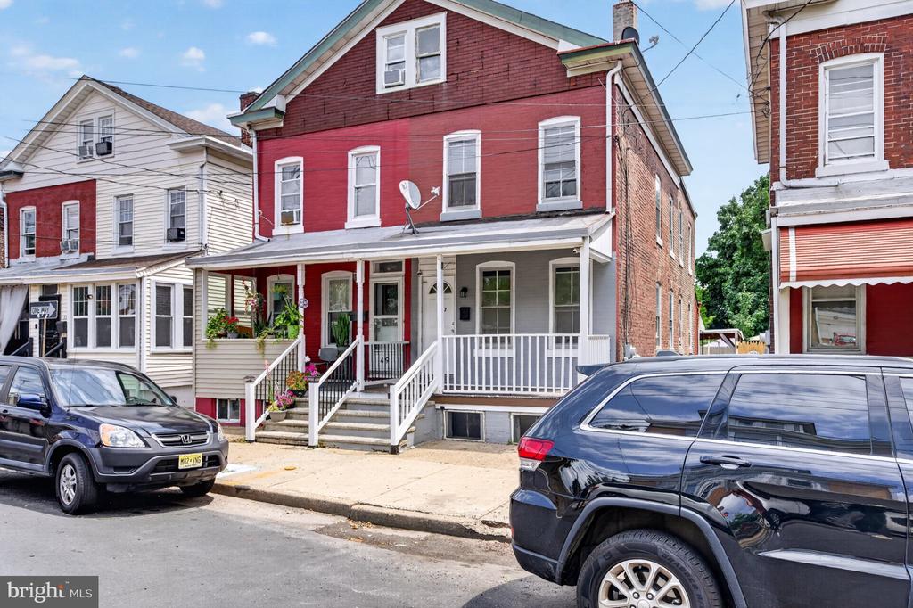 Residential in TRENTON 2