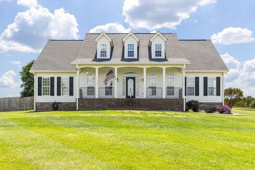 1633 Hayes Denton Rd, Columbia, TN, 38401-8198 | Card Image