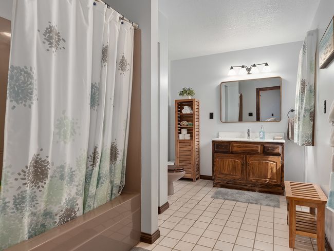 279 N Division St, House other with 4 bedrooms, 3 bathrooms and 2 parking in Braidwood IL | Image 18