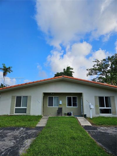 830 Sw 14th St, Home with 0 bedrooms, 0 bathrooms and 8 parking in Fort Lauderdale FL | Image 1