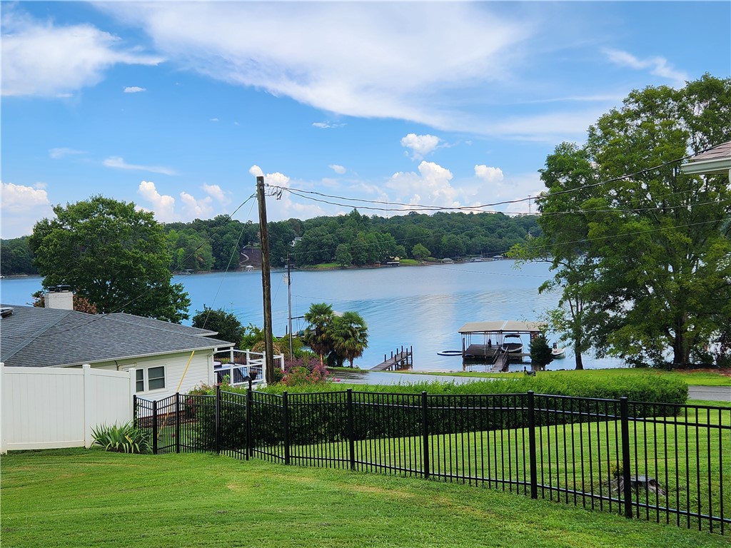 Residential in Seneca 5