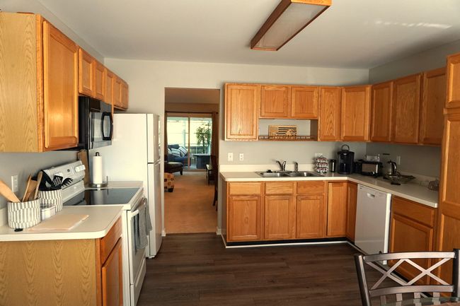 1016 Curzon St, Condo with 2 bedrooms, 3 bathrooms and null parking in Howell MI | Image 6