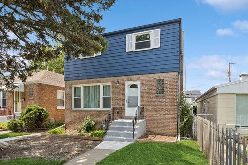 2202 River Rd, River Grove, IL, 60171-1847 | Card Image