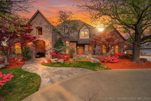 4505 Columbia Avenue, Tulsa, OK, 74105 | Card Image