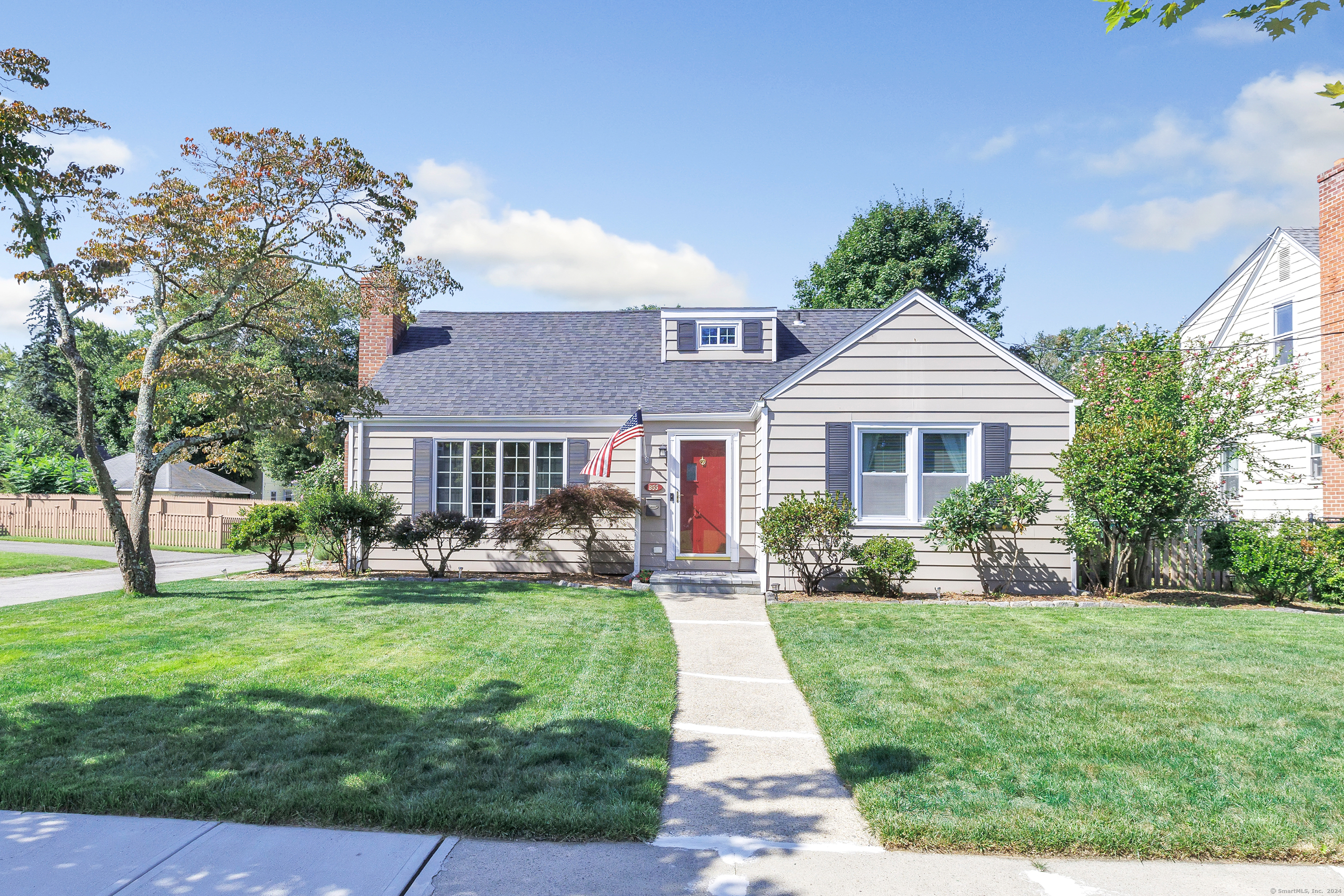 Riverton Ter, Stratford, CT 06614