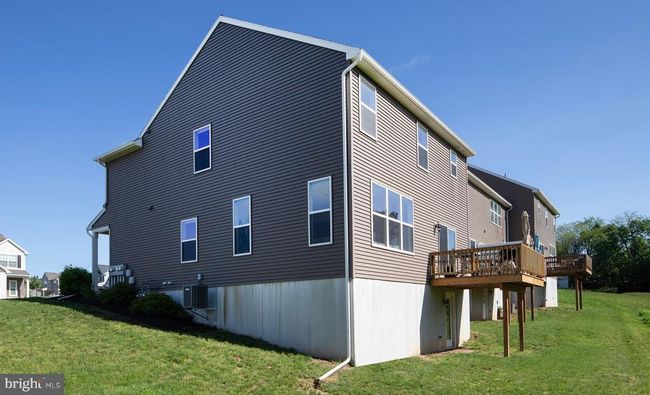 807 Anthony Dr, Townhouse with 3 bedrooms, 3 bathrooms and null parking in HARRISBURG PA | Image 34