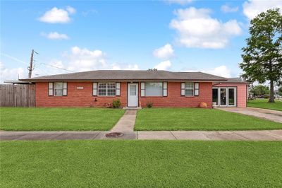 2500 Lawrence Lane, House other with 3 bedrooms, 2 bathrooms and null parking in Meraux LA | Image 1