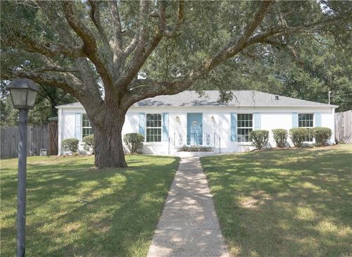 5116 Geoffrey Dr, Mobile, AL, 36693-2612 | Card Image