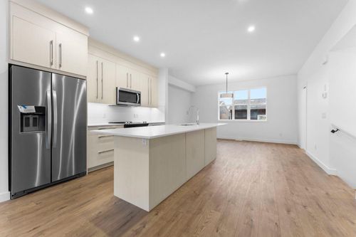 277 Dawson Way, Chestermere, AB, T1X2R6 | Card Image