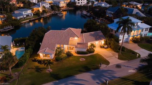 1748 Jewel Box Dr, SANIBEL, FL, 33957-3416 | Card Image