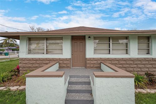 145 Nw 6th Ave, Florida City, FL, 33034-3211 | Card Image