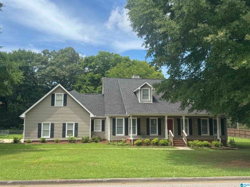 20 Kingsway Dr, Anniston, AL, 36207-8036 | Card Image