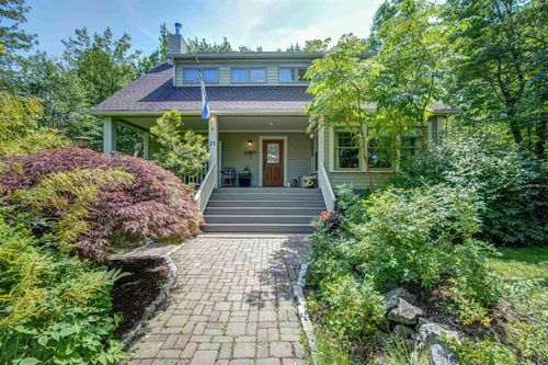 24 Hamshaw Dr, Halifax, NS, B3M2H1 | Card Image