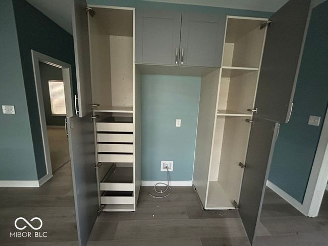 KITCHEN | Image 8