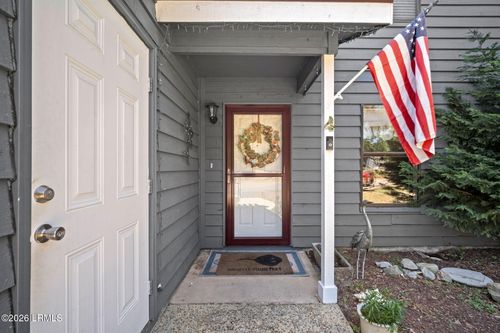 4 Battery Ln, Beaufort, SC, 29902-6943 | Card Image