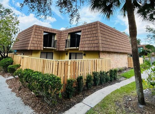 303-5401 Elm Court, ORLANDO, FL, 32811 | Card Image