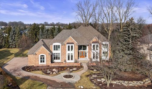 19790 Westchester Dr, Clinton Township, MI, 48038-2387 | Card Image