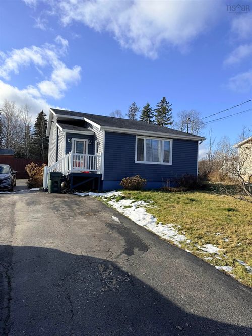 87 Murphy Rd, Sydney, NS, B1R2H6 | Card Image