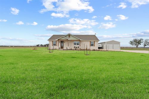 1000 Apache Trl, Rockdale, TX, 76567-4614 | Card Image