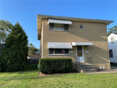 7014 Theota Ave, Parma, OH, 44129-2270 | Card Image