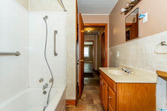 1072 Linthicum St, House other with 5 bedrooms, 2 bathrooms and null parking in TARRANT AL | Image 27