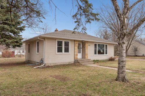 6620 57th Avenue N, Crystal, MN, 55428 | Card Image