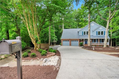 2801 Starling Dr, Williamsburg, VA, 23185-8046 | Card Image