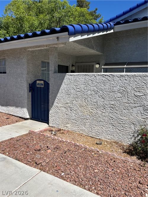 c-2133 Willowbury Dr, Las Vegas, NV, 89108-3492 | Card Image