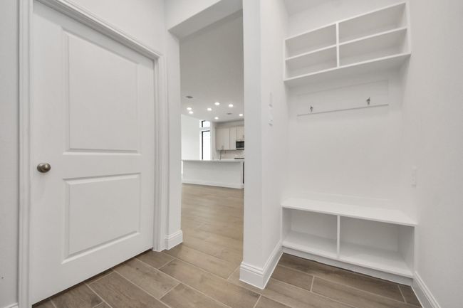 14647 Cedar Elm Ct, House attached with 3 bedrooms, 3 bathrooms and null parking in Willis TX | Image 9