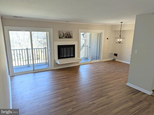 8-8048 Pantano Pl, ALEXANDRIA, VA, 22309-1458 | Card Image