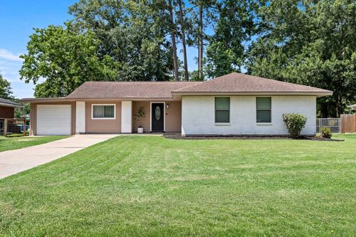 1055 Hickory St, Vidor, TX, 77662-6536 | Card Image