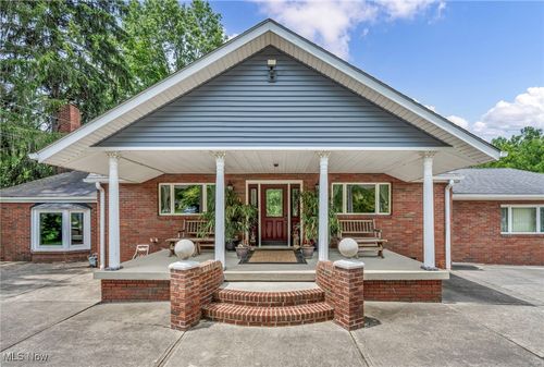 4500 E River Road, Sheffield Village, OH, 44054 | Card Image