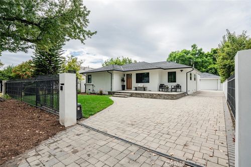 6615 Orion Ave, Van Nuys, CA, 91406-6316 | Card Image