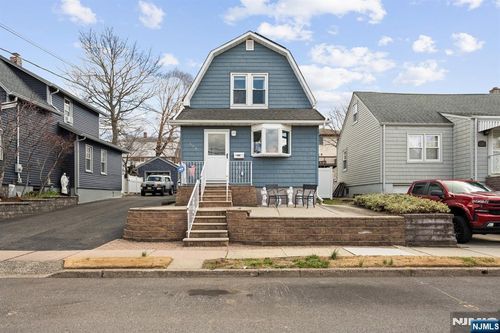 520 Prospect Pl, Lyndhurst, NJ, 07071-2639 | Card Image