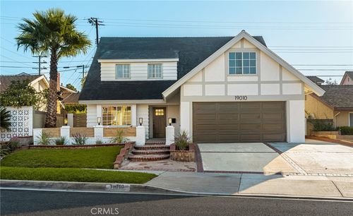 19010 Gunlock Ave, Carson, CA, 90746-2824 | Card Image