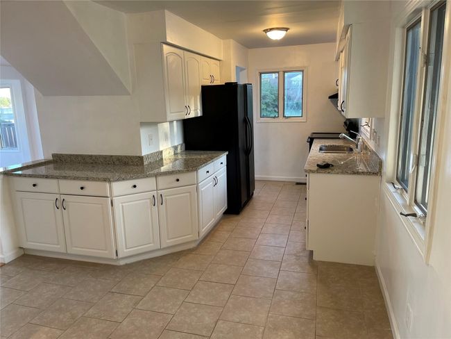 2841 Coral Way, House other with 6 bedrooms, 4 bathrooms and null parking in Brighton MI | Image 13