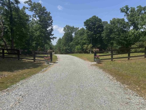 2720 Donelson Dr, Eads, TN, 38028-3140 | Card Image