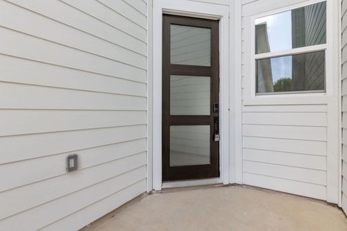 256 Capetown, Montgomery, TX, 77356-8860 | Card Image