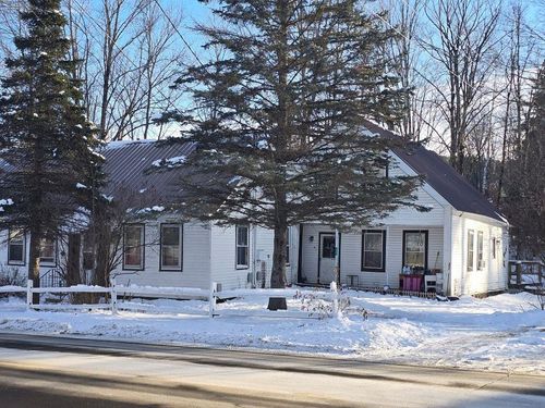 454 Giddings St, North Springfield, VT, 05150-9725 | Card Image