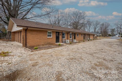 apt-5-745 Arbor St Ne, Concord, NC, 28025-3000 | Card Image