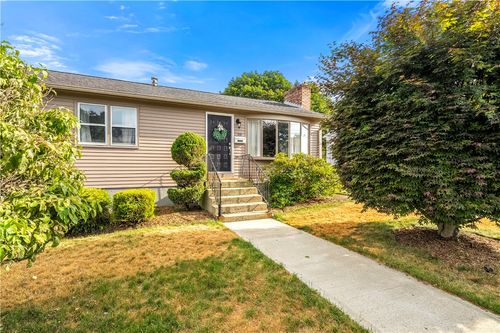 59 Columbus Ave, North Providence, RI, 02911-2485 | Card Image