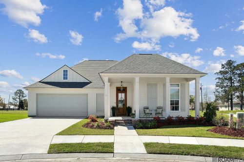 339 Glenthorne Dr, Gonzales, LA, 70737-3052 | Card Image