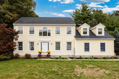 73 Kathryn Ln, Plantsville, CT, 06479-1381 | Card Image