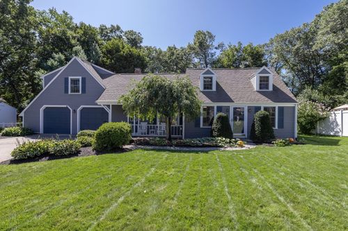 4 Fern St, Natick, MA, 01760-4213 | Card Image