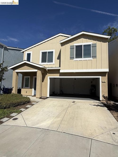 5725 Misty Wind Ct, Carmichael, CA, 95608-5835 | Card Image