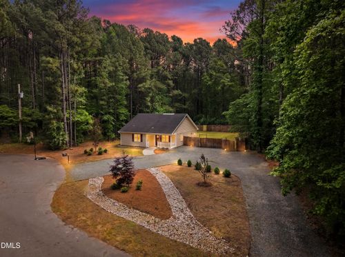9004 Habitat Cir, Chapel Hill, NC, 27516-5262 | Card Image